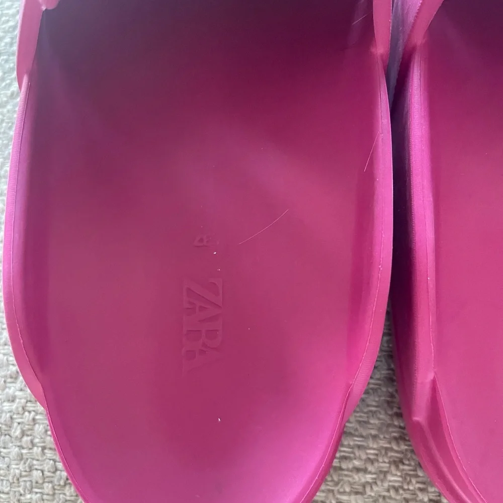 Zara Kids Fuchsia Slippers
